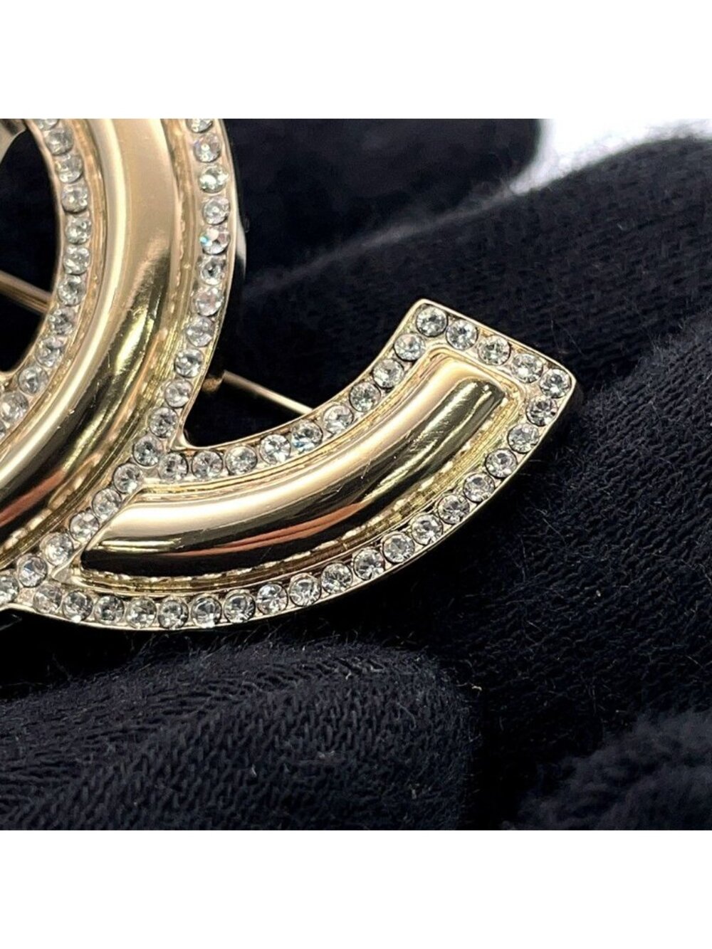 Chanel Brooch CC Logo Rhinestone - Picture 7 of 9